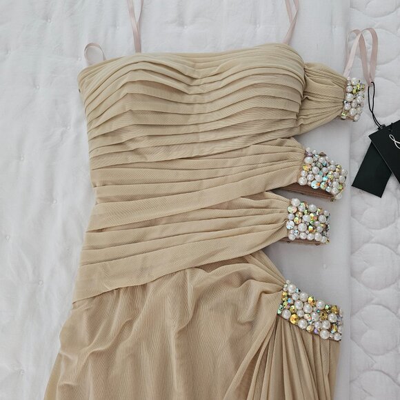 La Femme gown dress - Picture 2 of 12